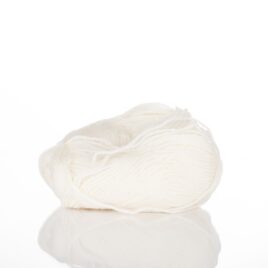 White wool yarn